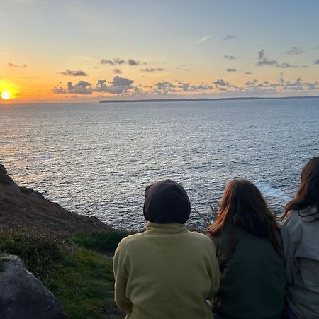 Ty Kergavan - calme et tranquilité au bord de la baie Poullan-sur-Mer Esterno foto